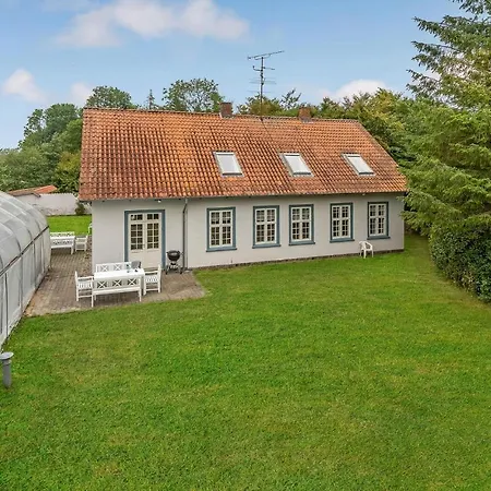 Stunning In With Wifi